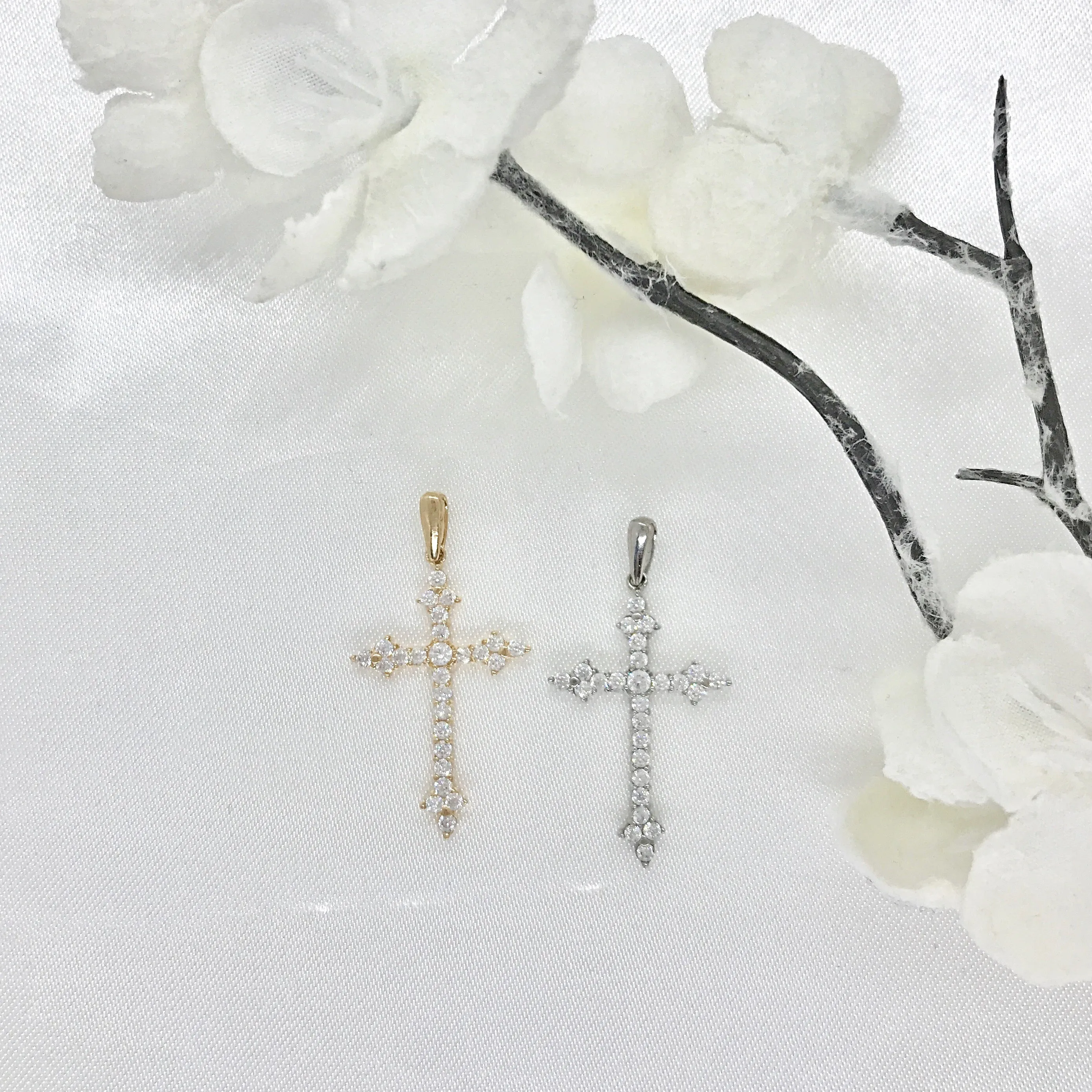 10k Gold Vintage Cross with CZ