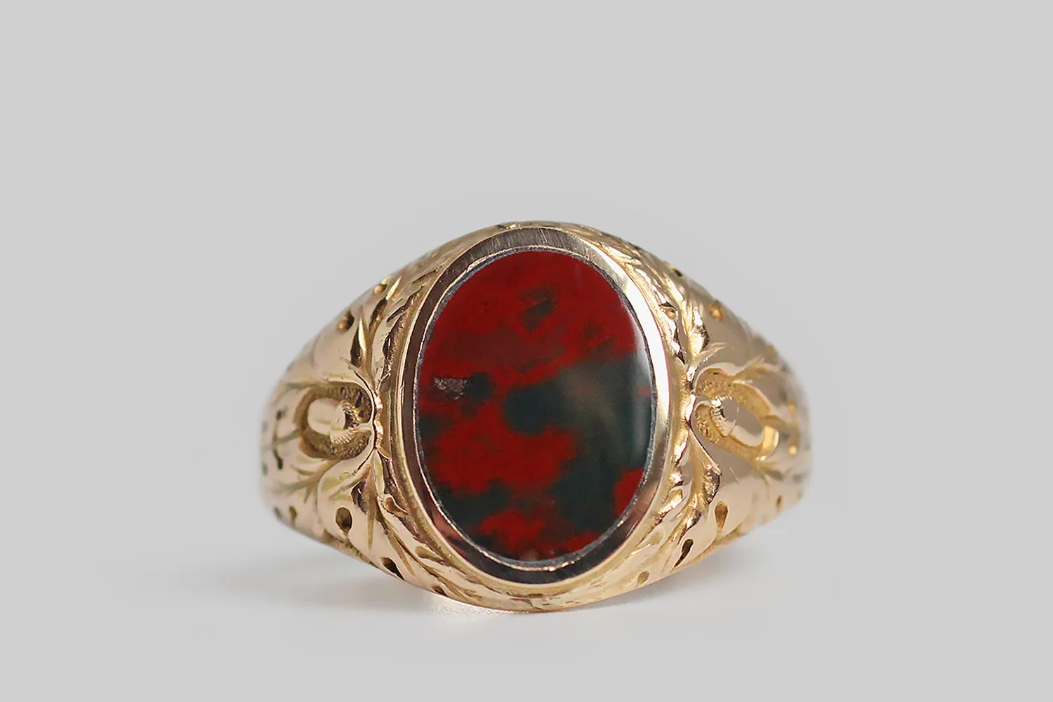 1940s Oak Leaves & Acorns Bloodstone Signet Ring in 10k Gold