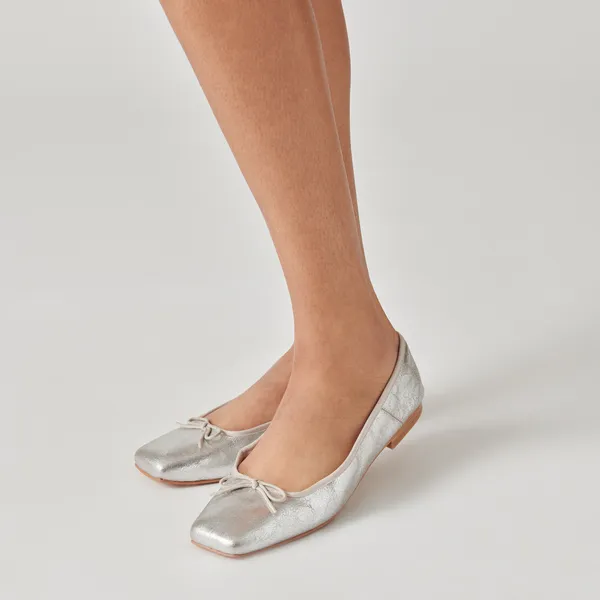 ANISA WIDE BALLET FLATS SILVER DISTRESSED LEATHER