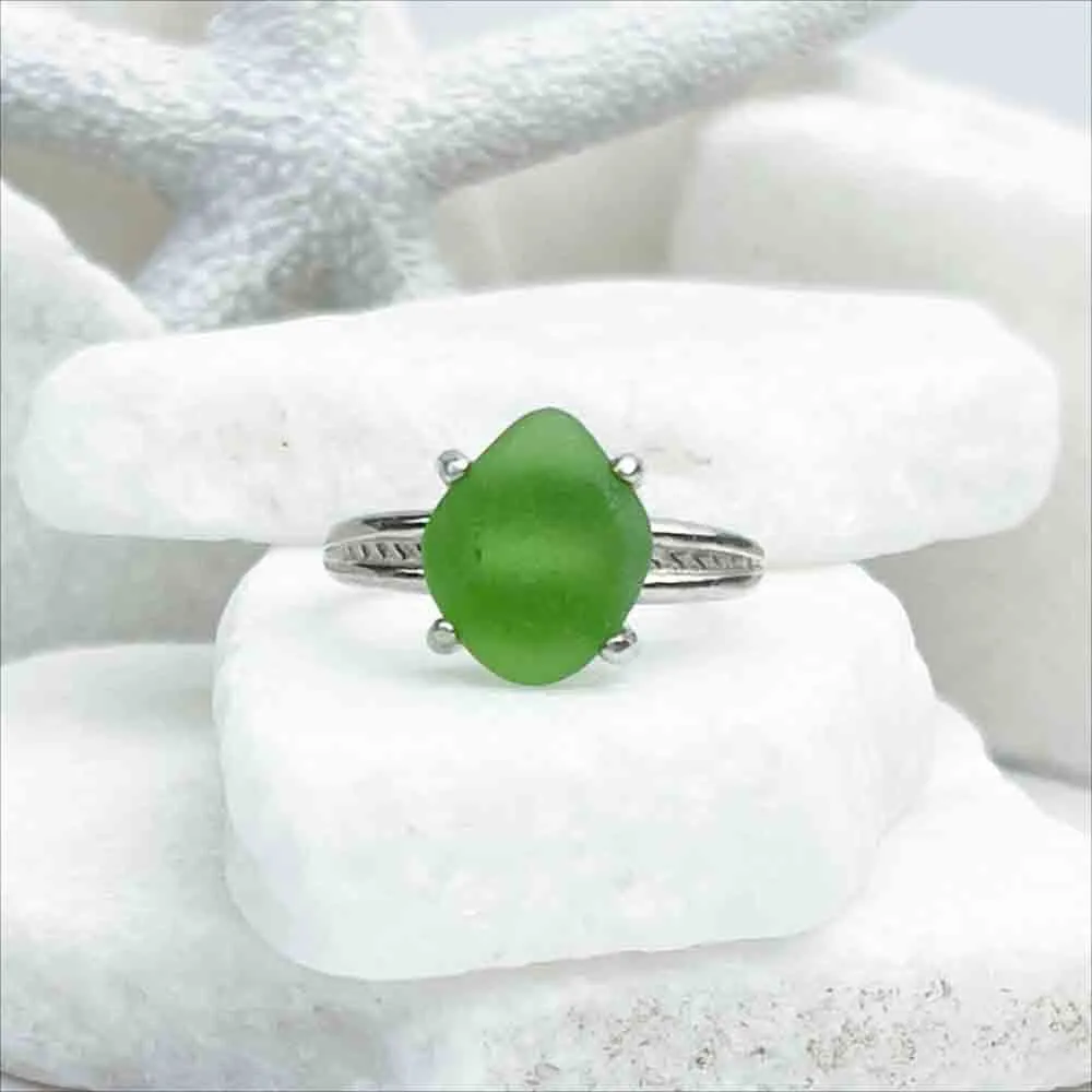 Diamond-Shaped Green Sea Glass Ring in Sterling Silver Decorative Band Size 7 | #1859