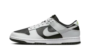 Dunk Low Reverse Panda Volt