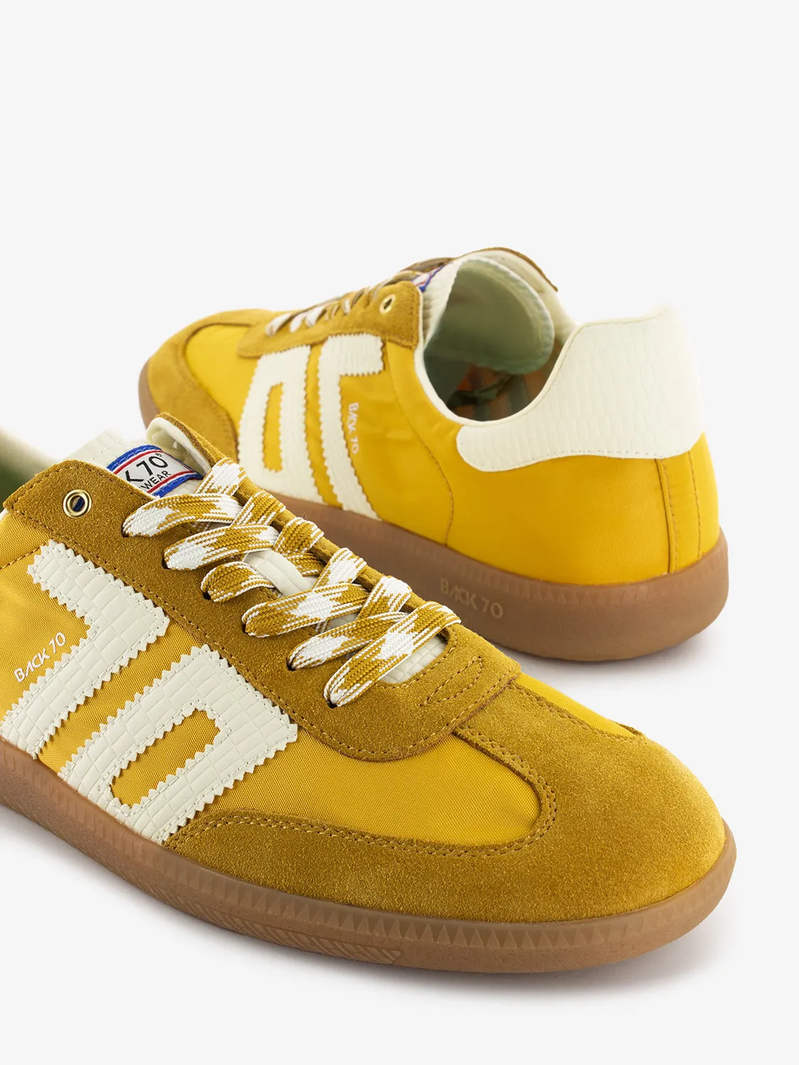 Sneakers Ghost 08 yellow suede / milk